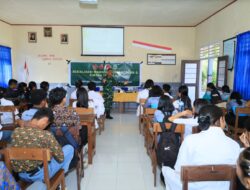 Dari Sekolah untuk Indonesia, TMMD ke-129 Kodim 1505/Tidore Bekali Pelajar dengan Wawasan Kebangsaan