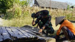 Lelah Tak Terasa: Satgas TMMD 129 Bojonegoro Bantu Benahi Jembatan Warga Kesongo