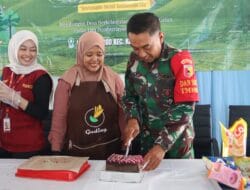 Sinergitas Satgas TMMD 129 Bojonegoro dan Mahasiswa KKN-TK Unigoro Dongkrak Ekonomi Desa Kesongo