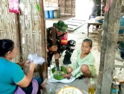 TMMD 129 Bojonegoro: Ketika Babinsa Kesongo Menumbuk Singkong dan Mengukir Kebersamaan dengan Warga