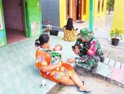 Menyapa Hati di Teras Rumah: Cara Babinsa Kesongo Rajut Kebersamaan di TMMD 129 Bojonegoro