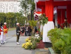 Berlangsung Khidmat: Dandim Bojonegoro Pimpin Upacara Penurunan Bendera HUT ke-81 RI