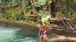 Keseruan Anak Anak Kp. Sesor menikmati Air Terjun, TMMD Ke-129 Buka Akses Wisata, Tangga Menuju Air Terjun Kini Lebih Nyaman Dilalui