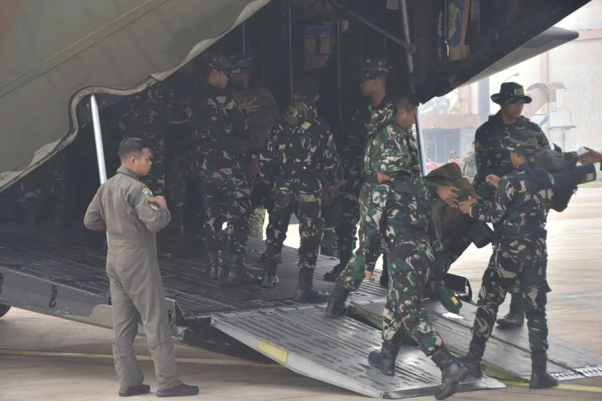 TNI Kerahkan Tiga Batalyon Teritorial Pembangunan Perkuat Penanganan Karhutla di Kalbar