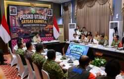 Panglima TNI Dampingi Presiden Prabowo Tinjau Penanganan Karhutla di Riau dan Sumatera Selatan