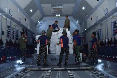 Hari Ketiga Belas Penanganan Gempa NTT, TNI  Sudah Salurkan 946,923 Ton Bantuan