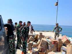 Hari Keenam Belas Penanganan Gempa NTT, 8.126 Personel TNI Dikerahkan dan 1.011,756 Ton Bantuan Disalurkan