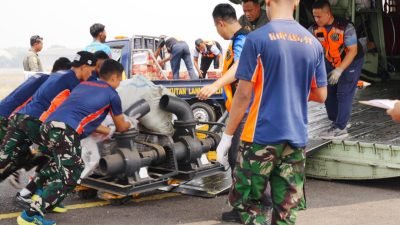 Hari Kedelapan Belas Penanganan Gempa NTT, TNI Kirim 1.054,603 Ton Bantuan