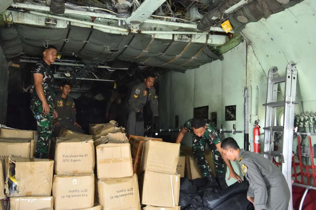 Hari Kedua Puluh Dua Penanganan Gempa NTT, TNI Sudah Kirim 1.214,097 Ton Bantuan