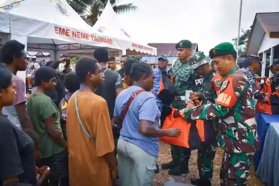 Semarak HUT ke-81 TNI, Bakti Sosial di Nawaripi Disambut Antusias Warga