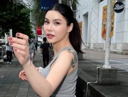 DJ Katty Butterfly sebelumnya berhalangan tampil di sebuah club di Bandung karena mengalami nyeri perut akut setelah asam lambungnya kambuh