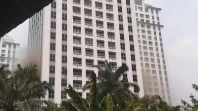 Kebakaran di Apartemen Pavilion Tanah Abang, Petugas Sisir Korban