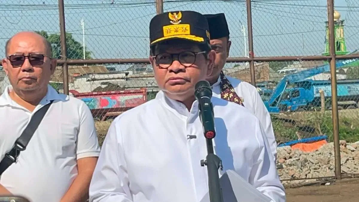 Pramono Teken Kepgub KJP Plus Tahap 2, Cair untuk 661 Ribu Siswa