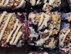 Resep Blueberry Cheese Focaccia Tanpa Mixer, Lembut dan Manis