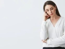 7 Zodiak Punya Cara Berbeda Saat Menghadapi Masalah, Ada yang Kabur Ada yang Berani Menghadapi