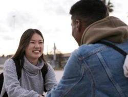 Seseorang Benar Menghargai Anda? Biasanya Mereka Akan Melakukan 7 Hal Kecil Ini Tanpa Perlu Diminta