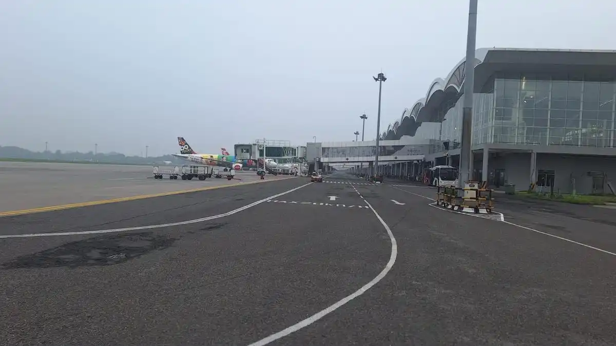 Kemenhub Dorong Pengadaan ILS di Bandara Rawan Asap, Target Penumpang Nataru Turut Disampaikan